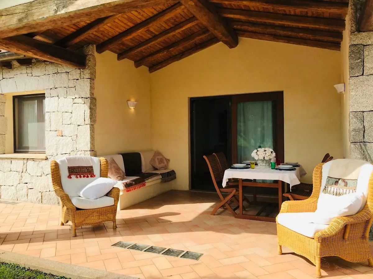 Villa Vista Mare Con Piscina location