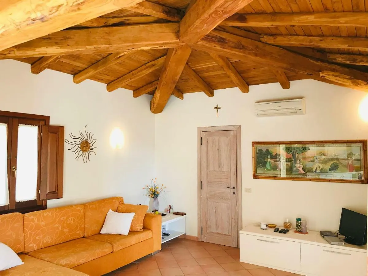 Villa Vista Mare Con Piscina San Teodoro  Italy
